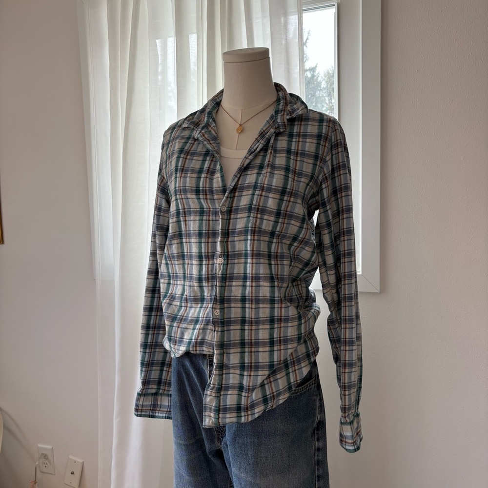 Frank and Elieen Barry Button Down